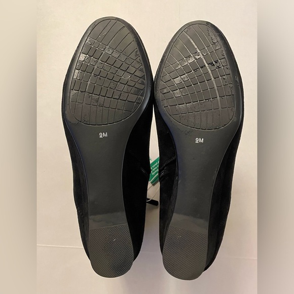 Impo Black Faux Suede Genesis Ankle Wedge Heel Bootie Boot - 9 - Picture 6 of 8